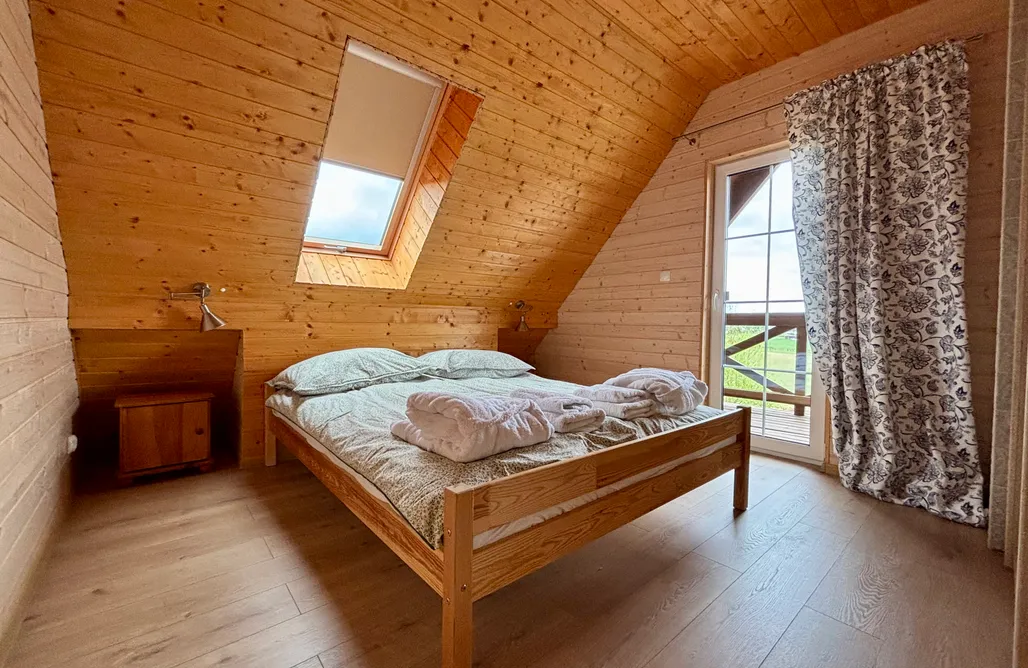 AlohaCamp (7) U Marcjana - domki nad jeziorem na Kaszubach, balia i sauna w lesie 2