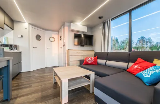 Zdjęcie obiektu Domek na wodzie Topiko Czarter 