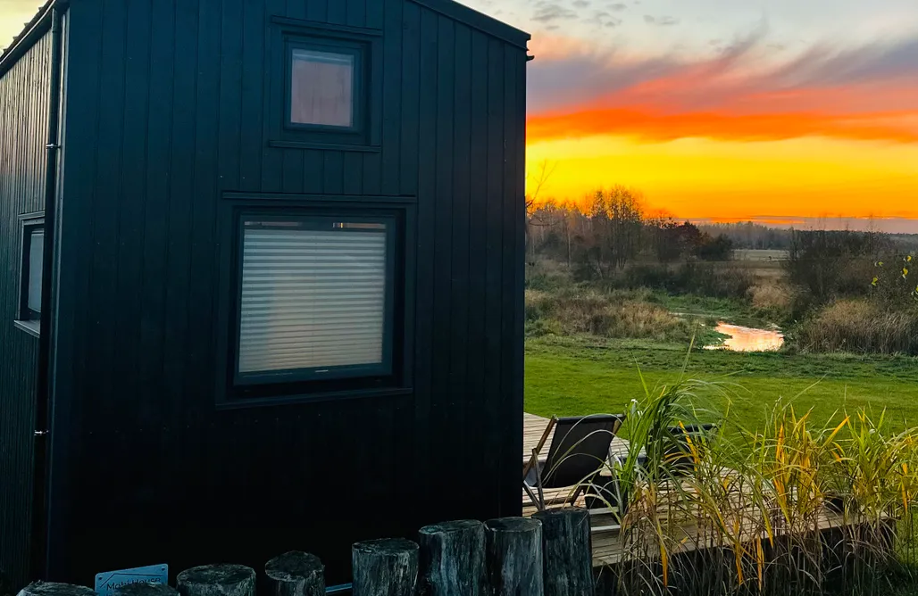 AlohaCamp Domek nad Rzeką 1