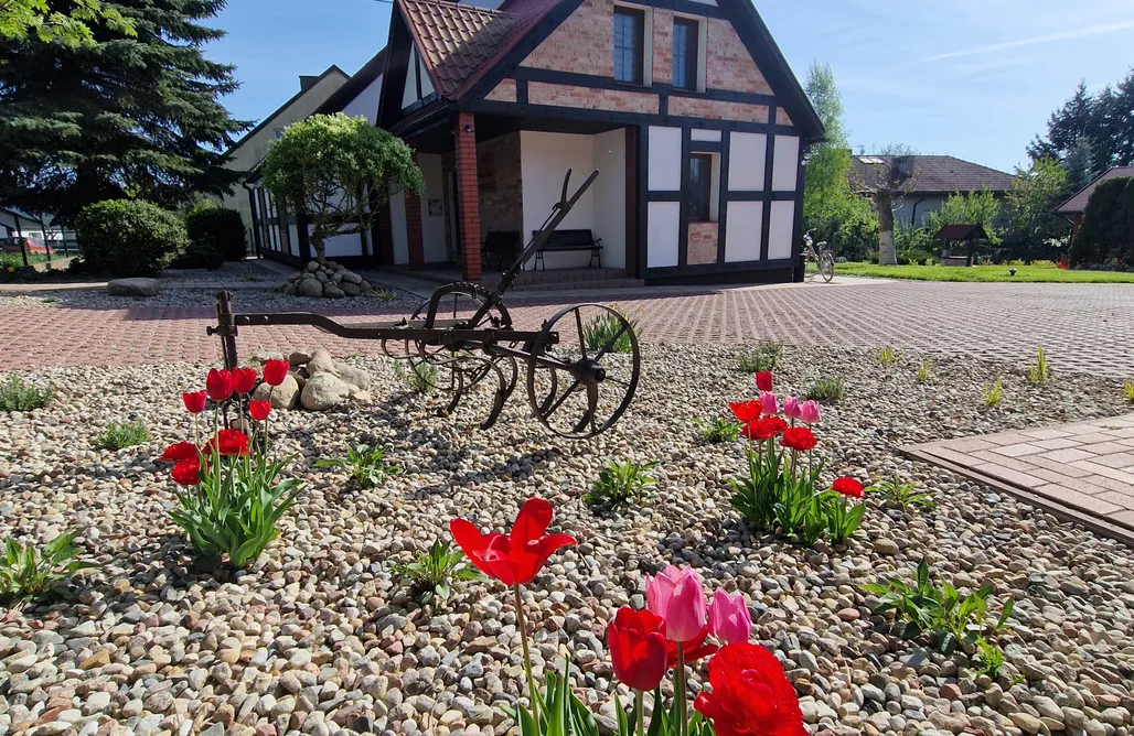 AlohaCamp Dom Wujka Franka nad jeziorem 4