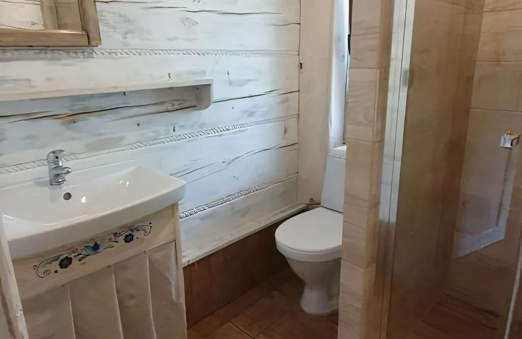 AlohaCamp Domek 6 osobowy 1