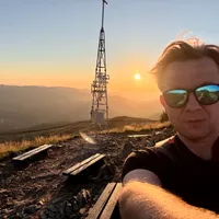 Grzegorz gospodarz Bukowe Tarasy – apartamenty w sercu Bieszczadów