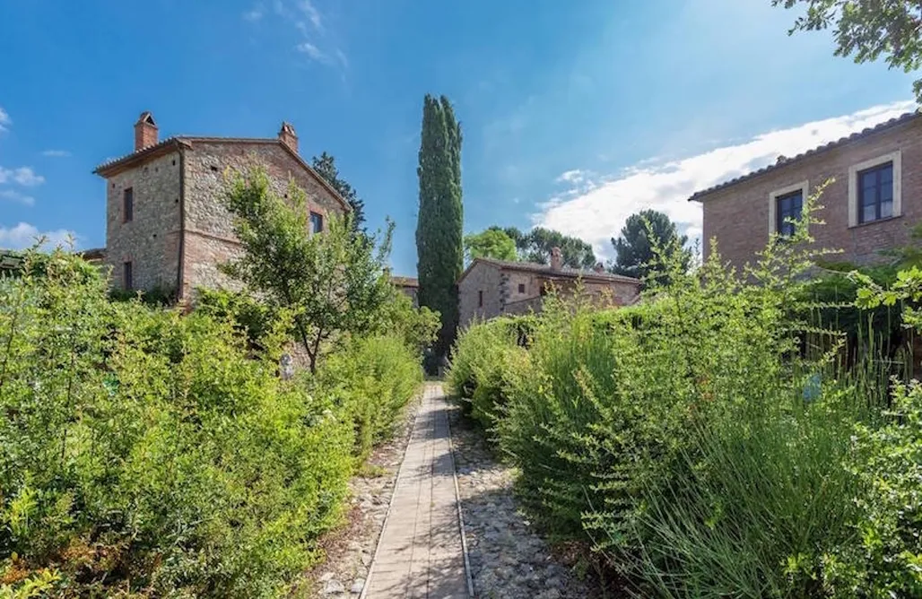 Agriturismo Borgo Santa Maria AlohaCamp