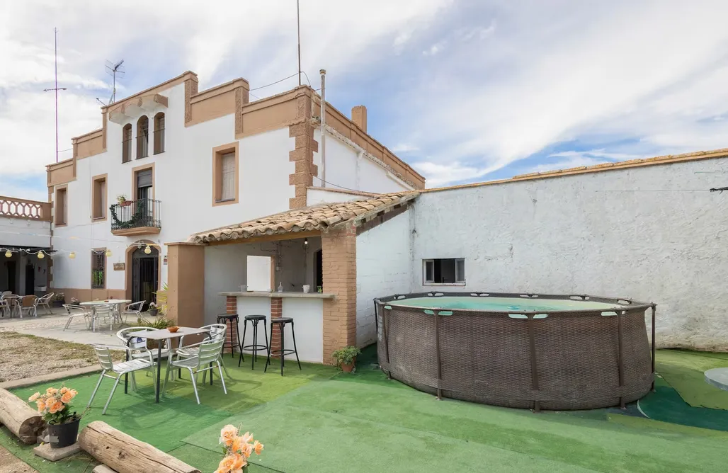 Casa rural Solsona Masia Cal Vies 2