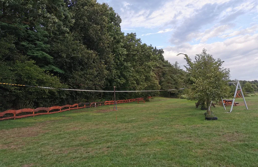 noclegi AlohaCamp Bieżańskie Pole Namiotowe 1