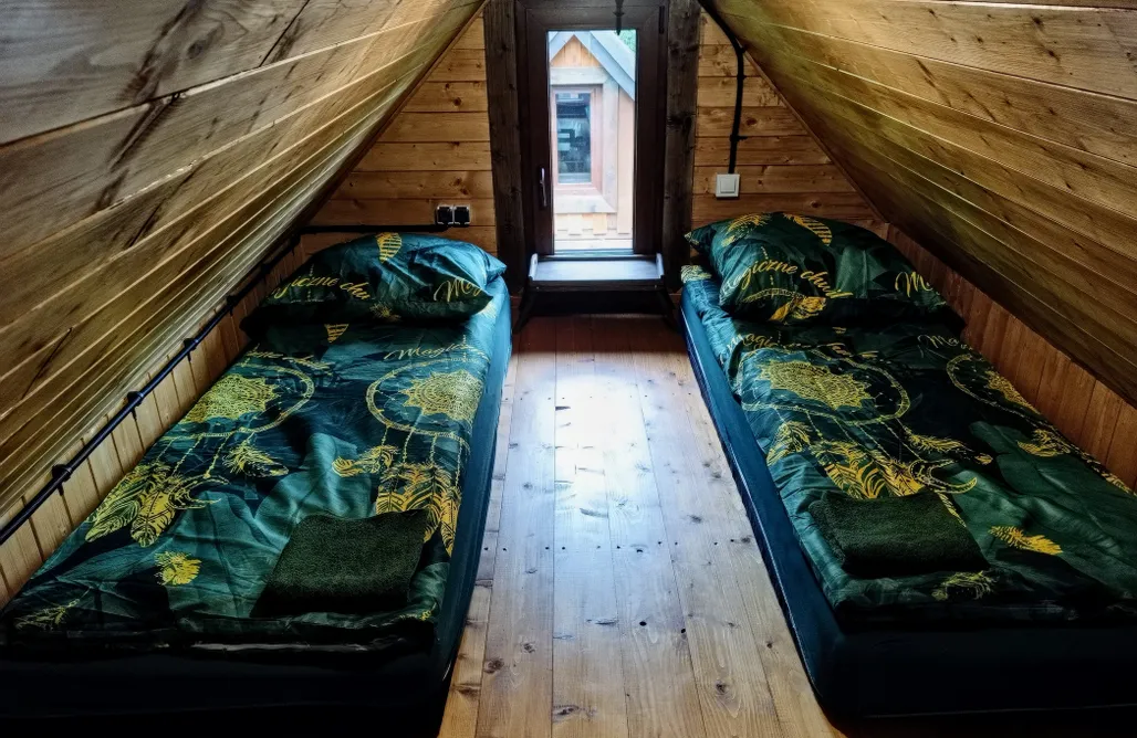 AlohaCamp Izba - pokój z antresolą 3