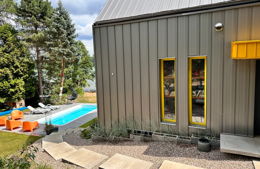 Kaszuby Noclegi Nad Jeziorem ⛵️ HonoLulu Dom Wakacyjny z balią, sauną i basenem 2