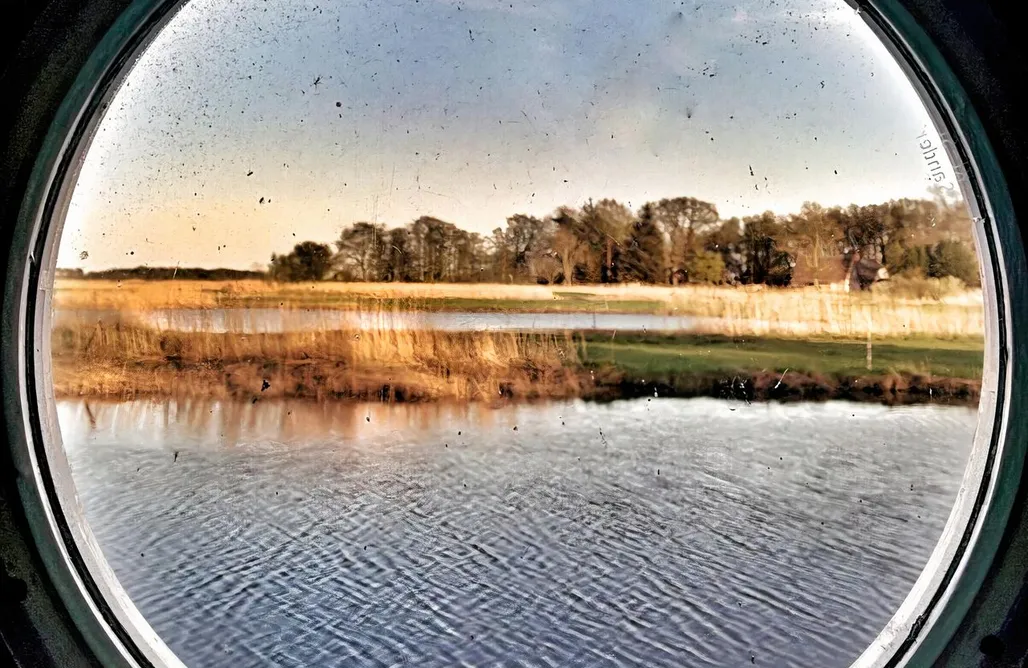 AlohaCamp Wohnschiff Neptun 1