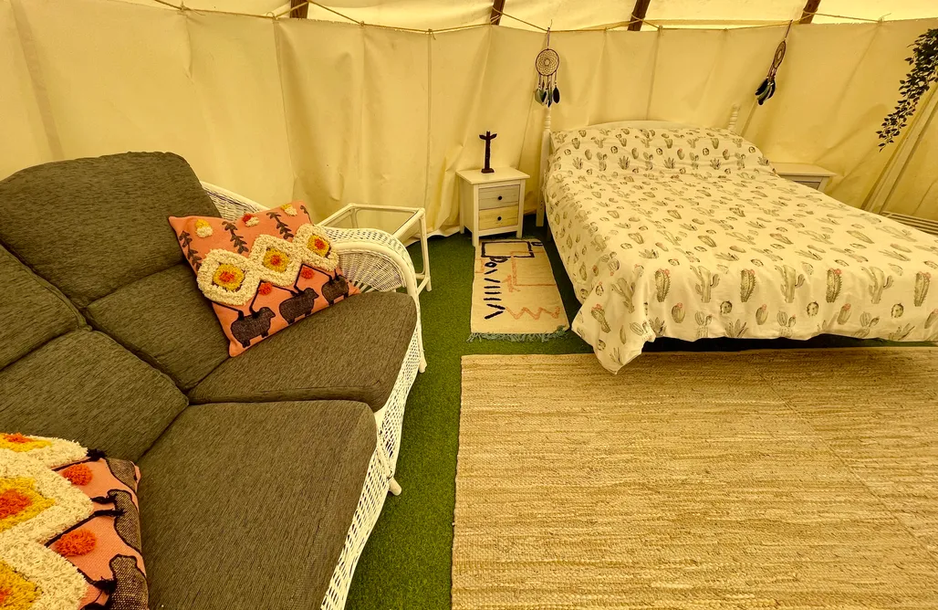 AlohaCamp Tipi grande 2