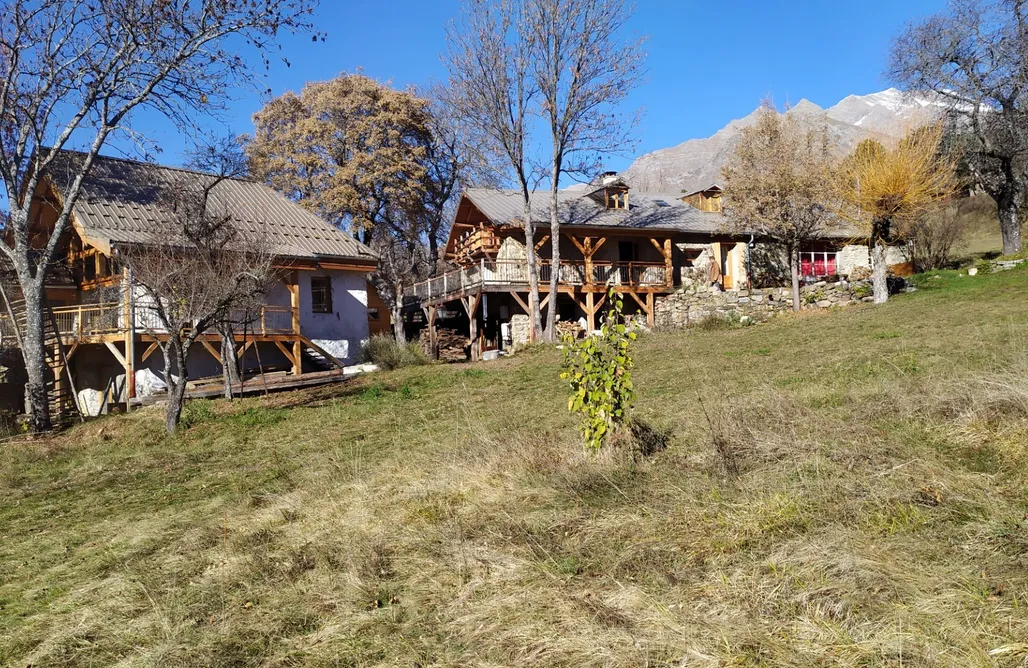 Location Vacances Auvergne-Rhône-Alpes Pas de Côté - Chambres d'hôtes 2