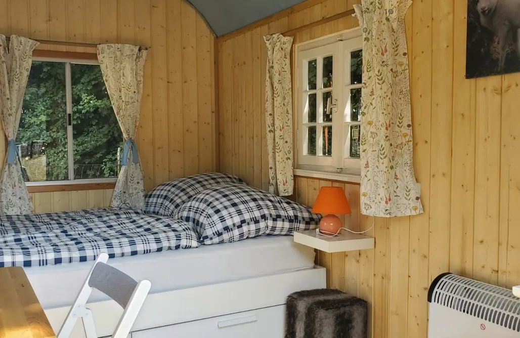 AlohaCamp Schäferwagen Schafzimmer 3