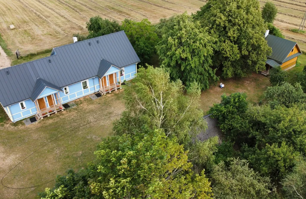 AlohaCamp accommodation Wiejskie podwórze Ekologiczne gospodarstwo agroturystyczne 2