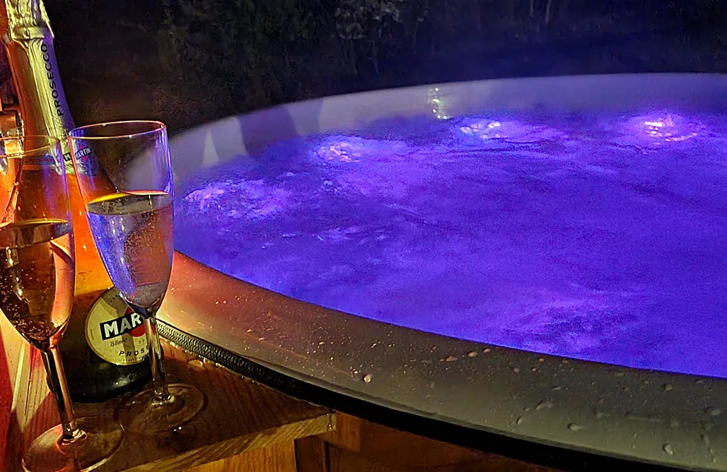 Winiarnia nad Jeziorem Domki Na Wzgórzu 3