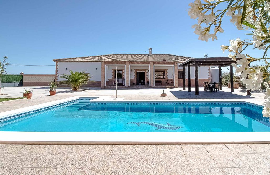 AlohaCamp Villa Paquita 1