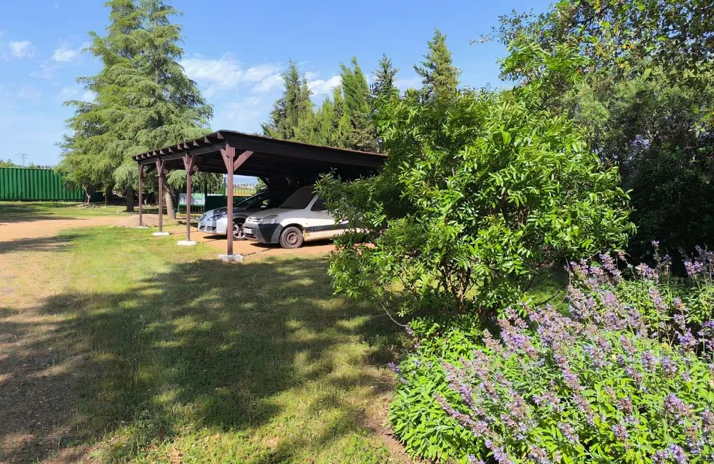 AlohaCamp accommodation Cabaña en Castilla La Mancha para ocho personas 4