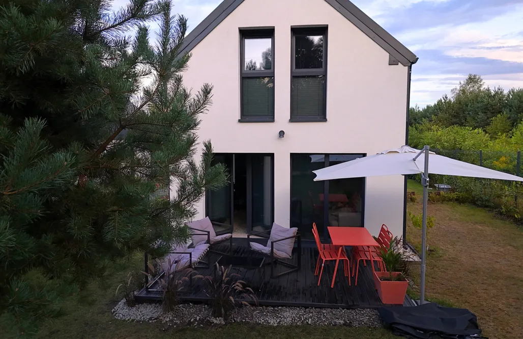 AlohaCamp accommodation La Jura 5