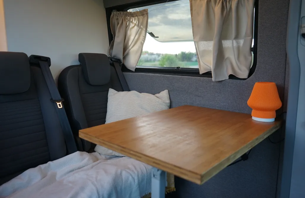 AlohaCamp Campervan - Frank 1