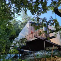 Rosa propietario Cabanas de Udra 