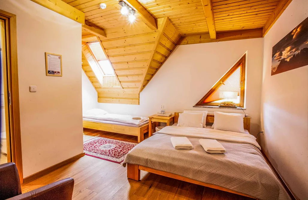 AlohaCamp Pokój trzyosobowy  1