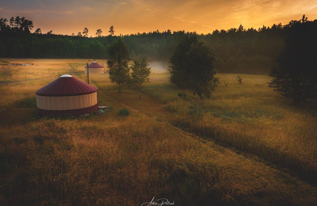 noclegi AlohaCamp Łąka Gwiazd - Glamping Jurty Czapla 3