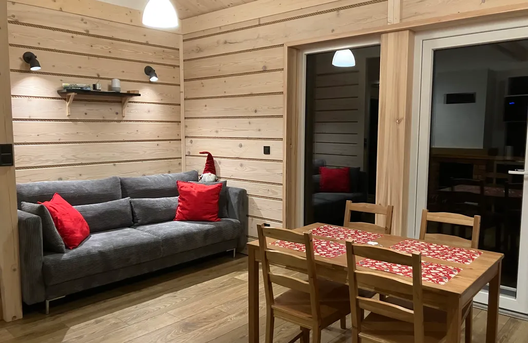 Alloggi AlohaCamp 2 os Domek z balią jacuzzi kominkiem jeden w otoczeniu lasu 1