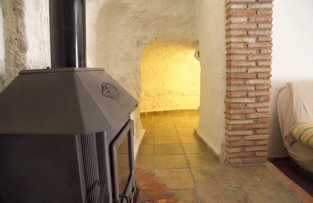 AlohaCamp Cave Studio for 2 people 1