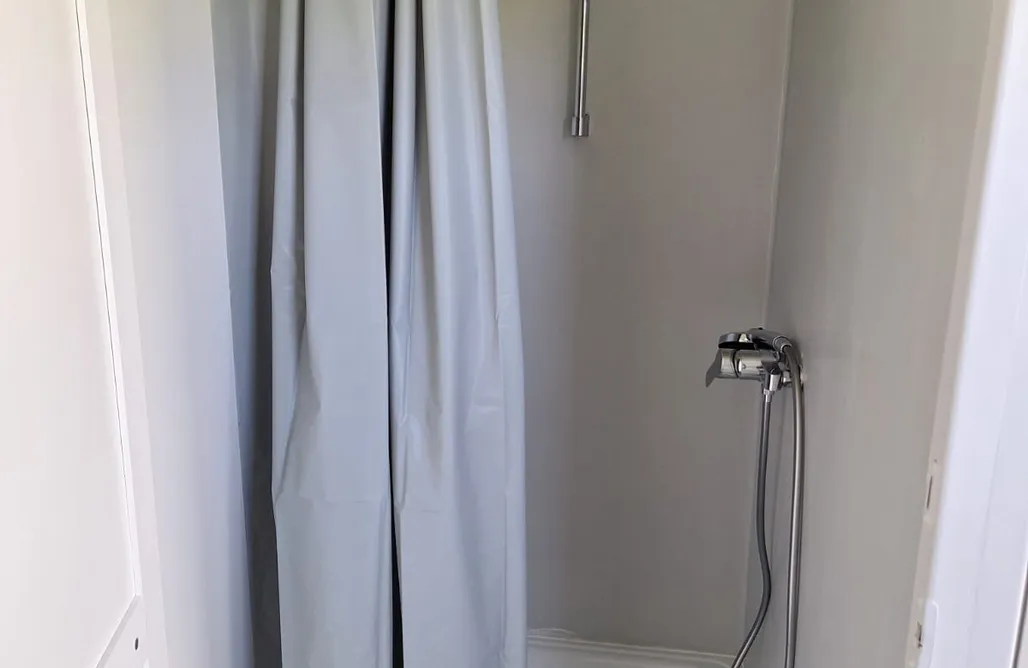 ubytovanie AlohaCamp Winnica Orle - beczki noclegowe 1