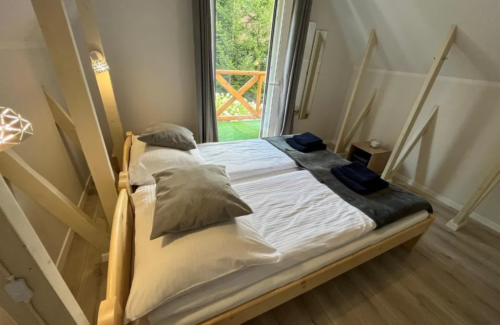 AlohaCamp Domek dwupokojowy 4