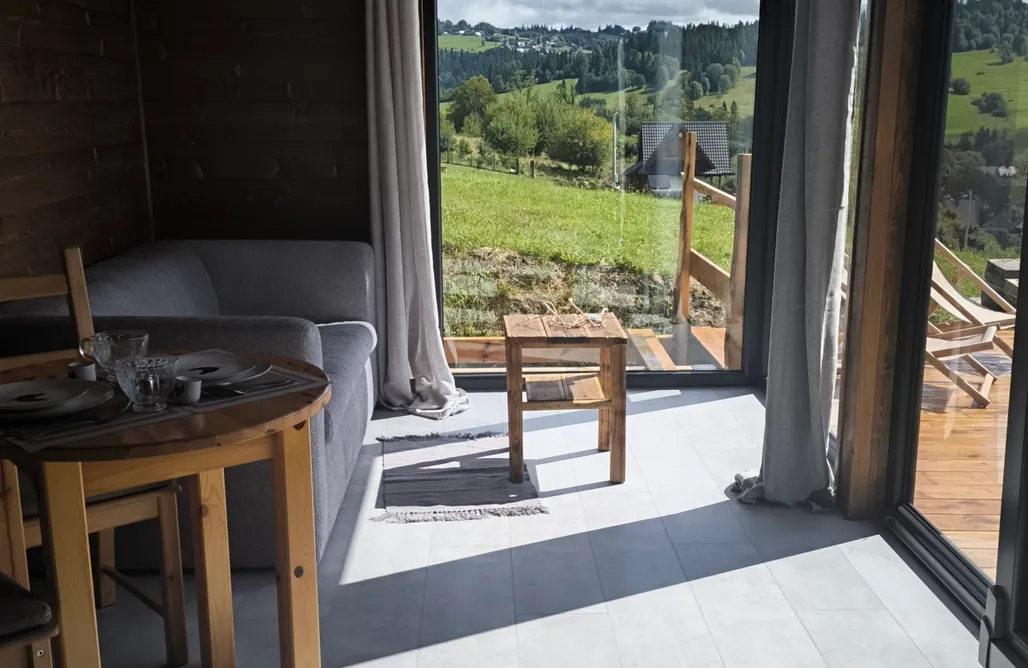 AlohaCamp Mały domek na Ubocy 4