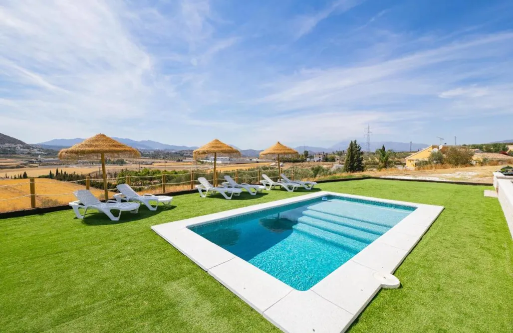 AlohaCamp accommodation La Casa Azul 1