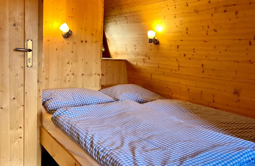 AlohaCamp Studio mit Schlafsofa 2