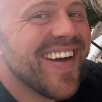 Sebastian gospodarz Turkusowa Osada Domków Letniskowych pod Międzyzdrojami