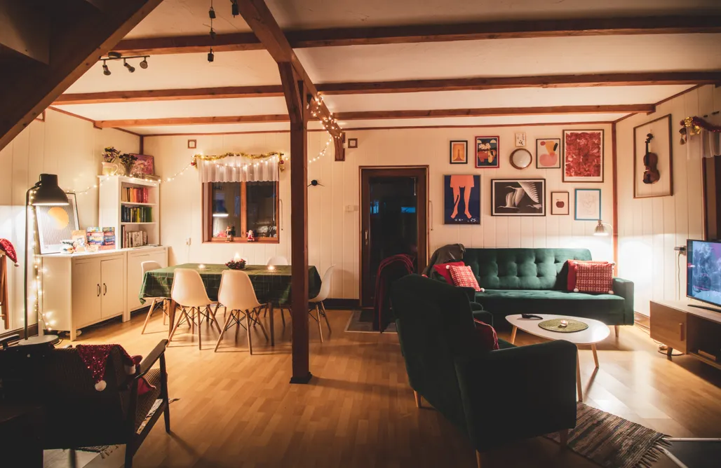 AlohaCamp Jarzębinowa - artystyczny dom na Podlasiu 3