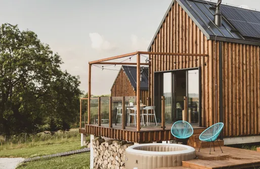 Zdjęcie obiektu wymarzONE domki- z prywatnymi jacuzzi i kominkiem