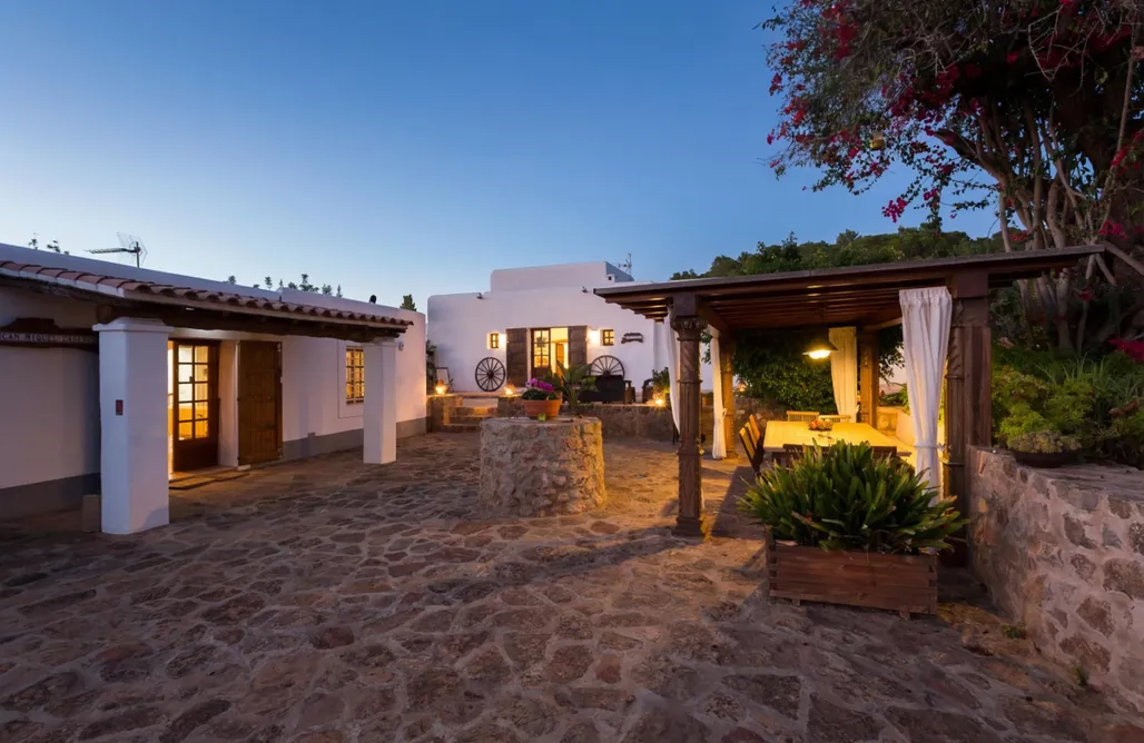 Can Caseres AlohaCamp