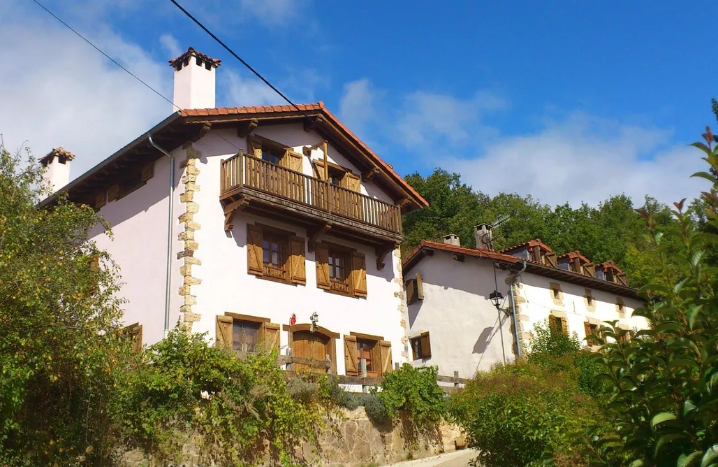 AlohaCamp accommodation Agroturismo Ecológico en el Pirineo de Navarra 2