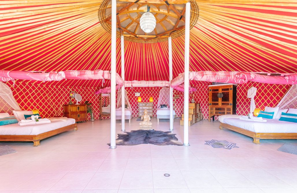 AlohaCamp Eco Yurt Royale 2
