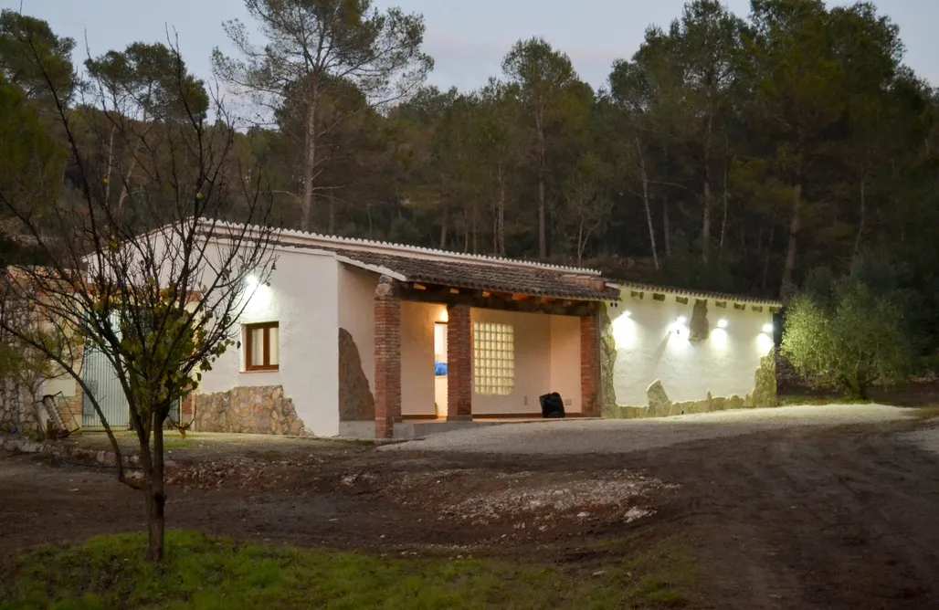 Masia les pasoles AlohaCamp