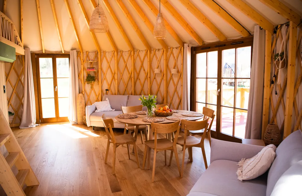 AlohaCamp Jurta całoroczna IV 3