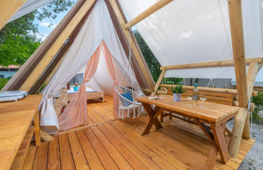 Silvester Kurztrip Eco glamping - FKK Nudist Camping Solaris 1