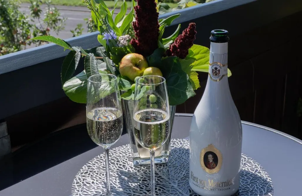 Unterkunft AlohaCamp Zur Fliegerbank in der Rhön - Privatzimmer mit Gemeinschaftsbad  1