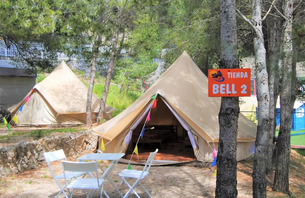 Hotel Burbuja Alicante Tienda Bell 3 plazas 2