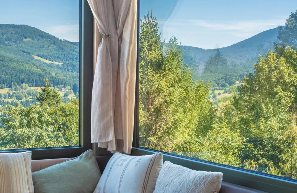 Hébergement AlohaCamp Quelle joie mini - maison mobile avec vue sur les montagnes 4