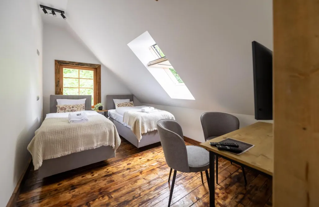 AlohaCamp #5 Pokój dwuosobowy 3