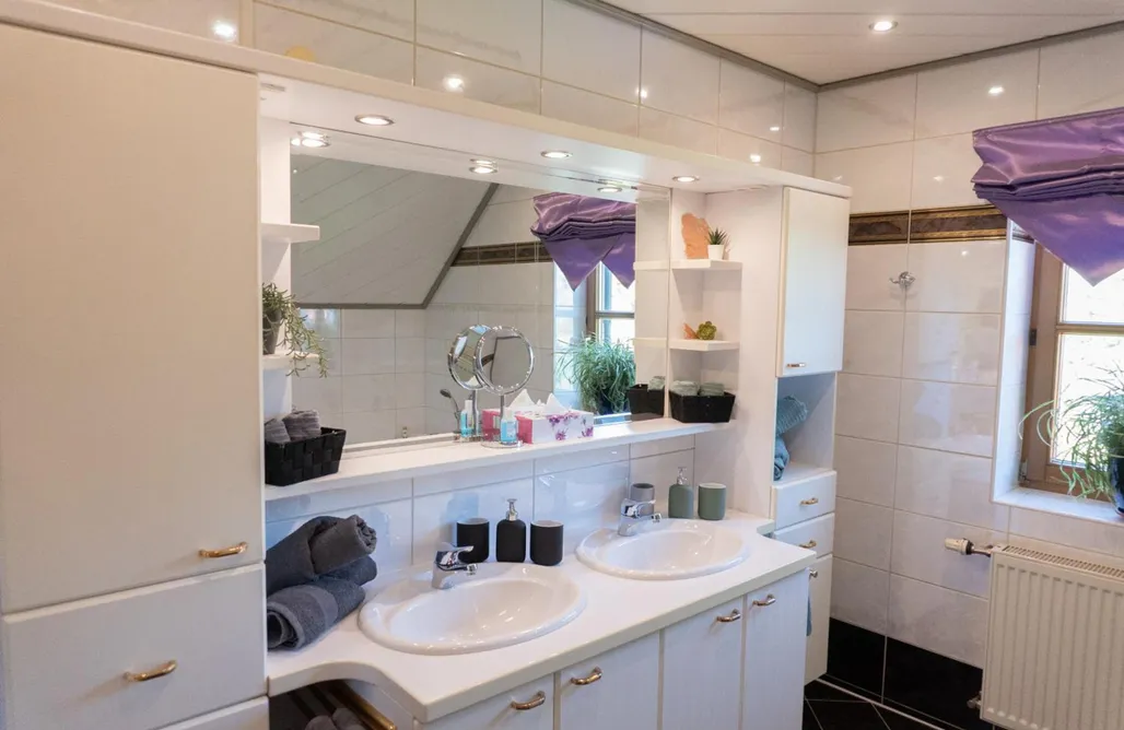 AlohaCamp Doppelzimmer mit Gartenblick- Superdimona 4