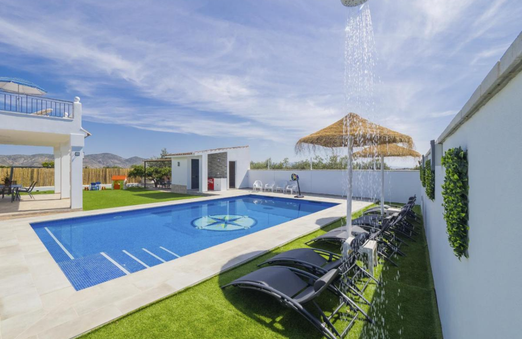 AlohaCamp Villa Pilar 1