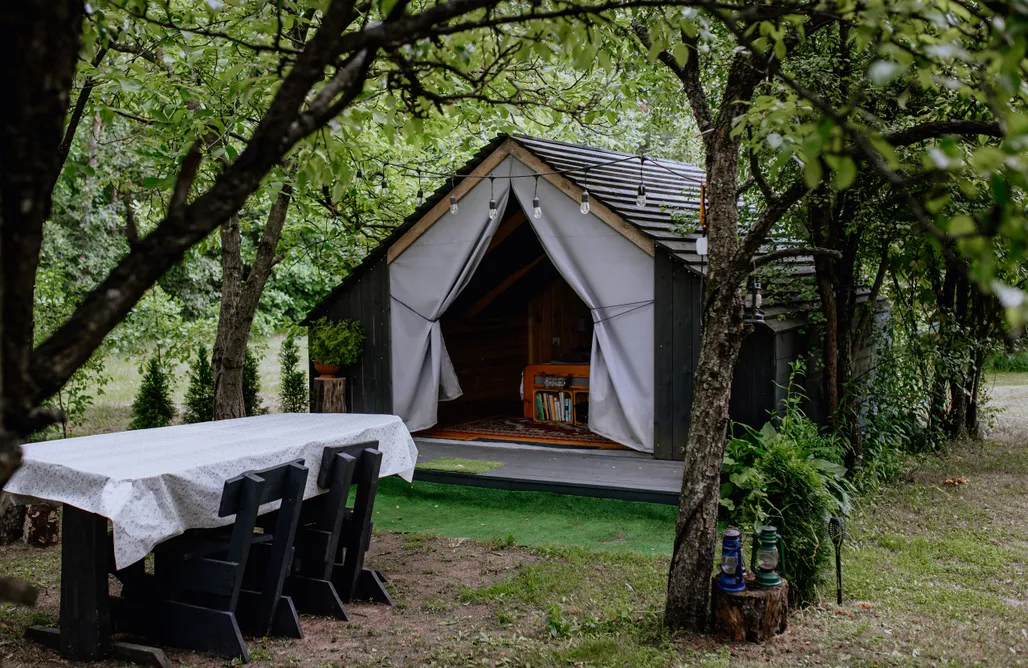 AlohaCamp Szałas W Sadzie  4