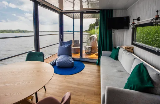 Zdjęcie obiektu Nad Narvią - Domek na wodzie 