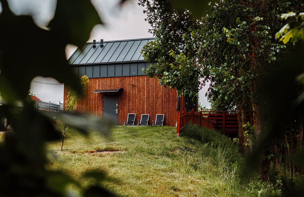 Domek W Lesie Nad Jeziorem Stodoła nad wodą 3