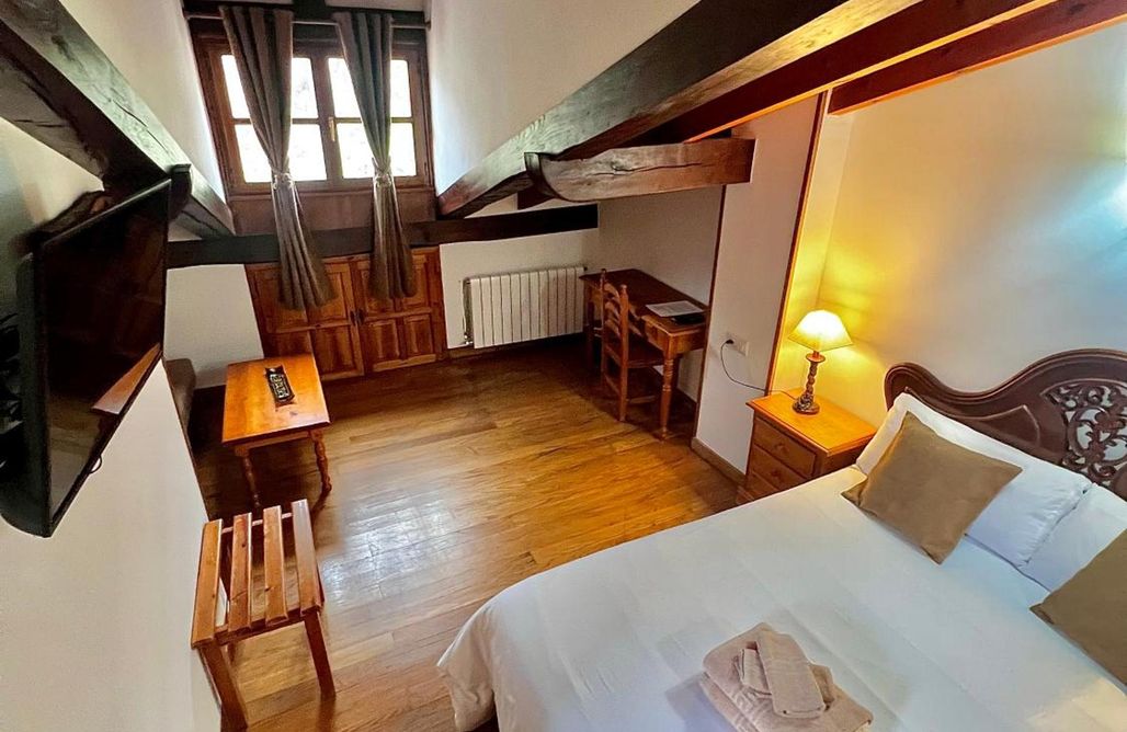 AlohaCamp HABITACIÓN CON VISTAS CAMA MATRIMONIO 3